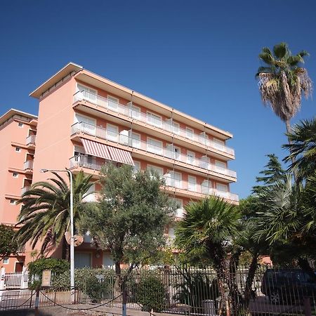 Residence Laura Bordighera Luaran gambar
