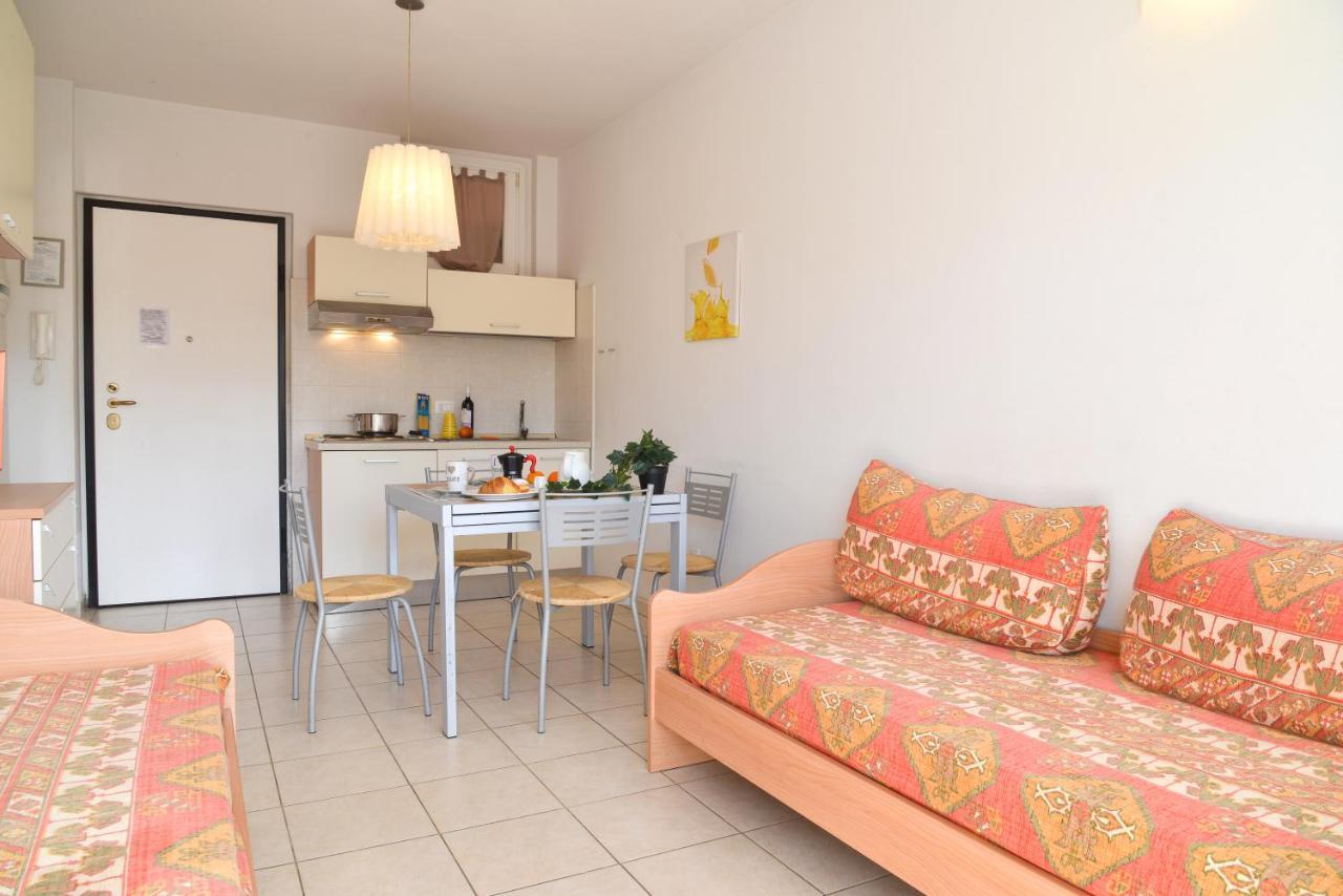 Residence Laura Bordighera Luaran gambar