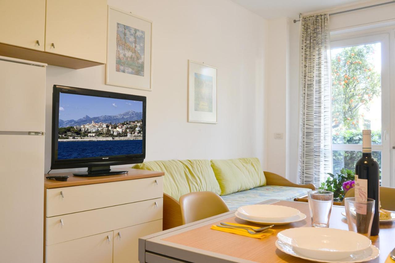 Residence Laura Bordighera Luaran gambar