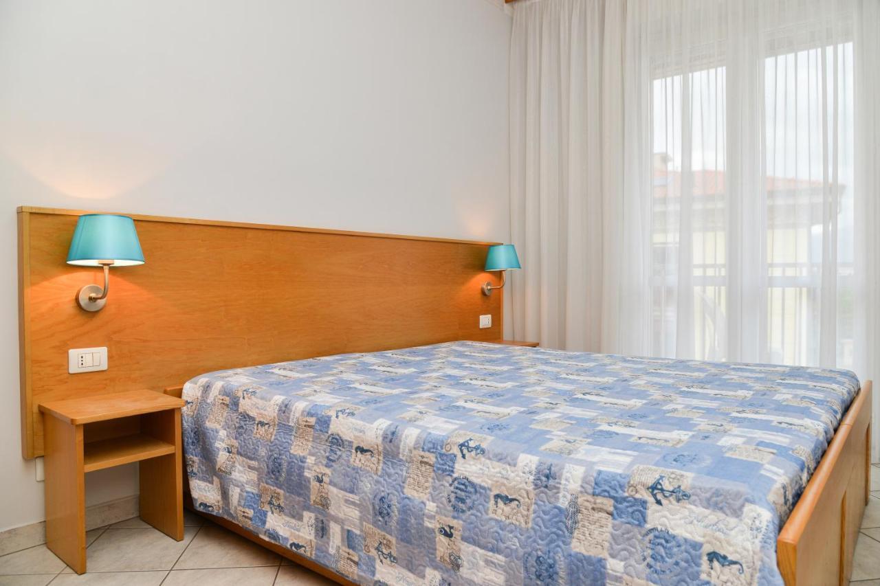 Residence Laura Bordighera Luaran gambar