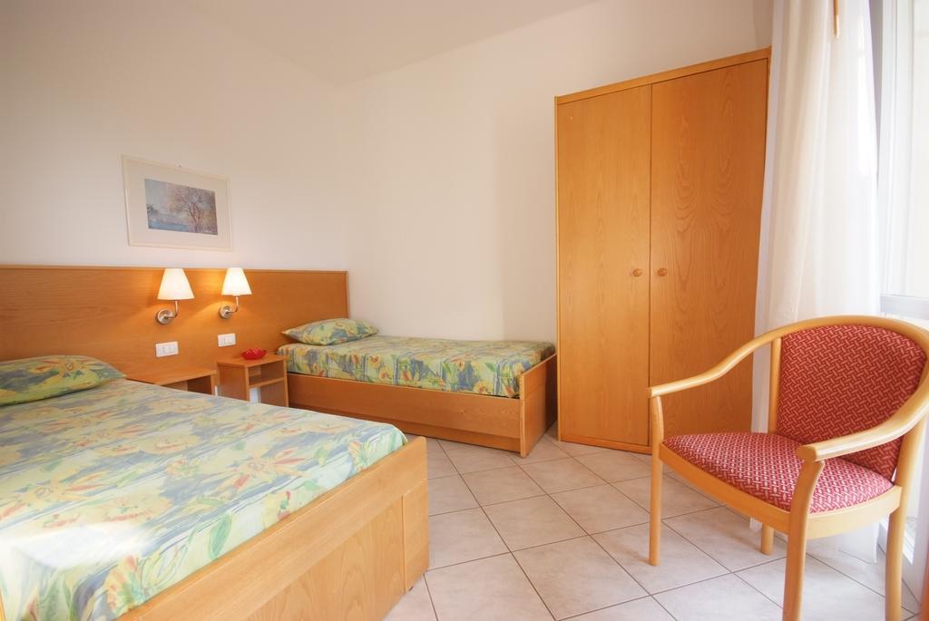 Residence Laura Bordighera Luaran gambar